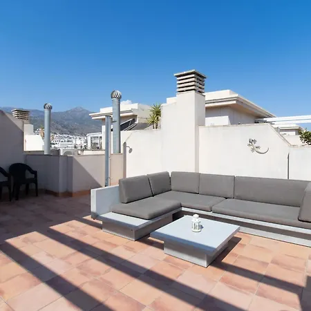 Rooftop Apartment, Appartement *
